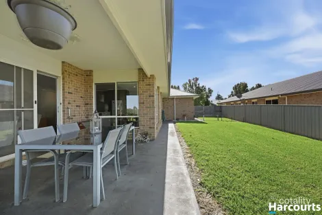 Property photo of 16 Parkside Close Leongatha VIC 3953
