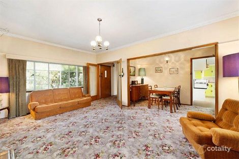 Property photo of 20 Collegian Avenue Strathmore VIC 3041