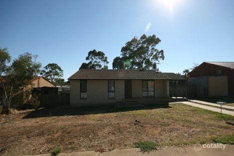 Property photo of 25 Lublin Crescent Hackham West SA 5163