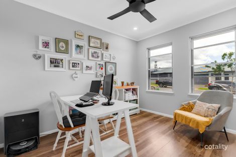 Property photo of 19 Deck Circuit Trinity Beach QLD 4879