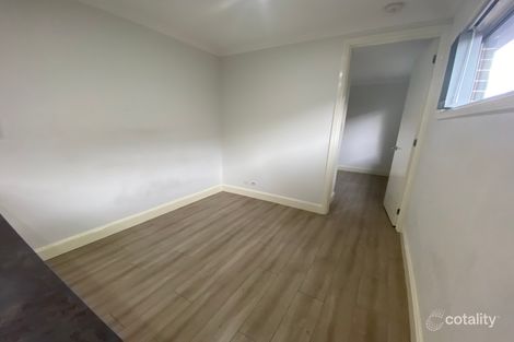 Property photo of 17 Grenfell Place Colebee NSW 2761