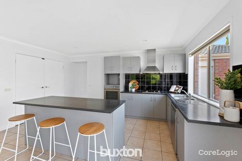 Property photo of 23 Michael Court Grovedale VIC 3216