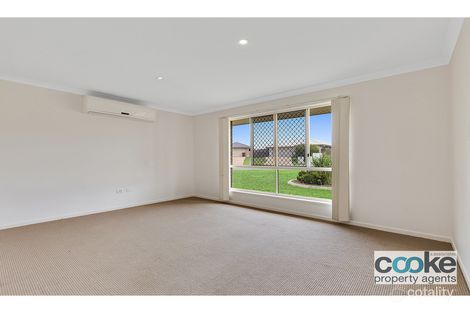 Property photo of 12 Doongarra Crescent Gracemere QLD 4702