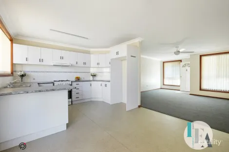 Property photo of 4/3-5 Bateman Avenue Albion Park Rail NSW 2527