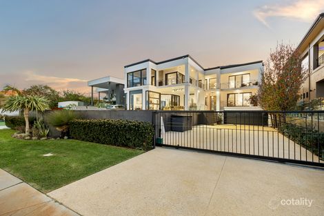 Property photo of 135 The Esplanade Mount Pleasant WA 6153