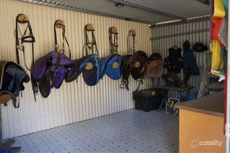 4 Charmaine Rd, Millstream, QLD 4888