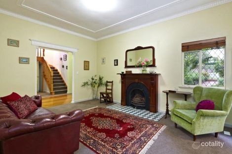 Property photo of 4 Oakdene Place Ivanhoe East VIC 3079