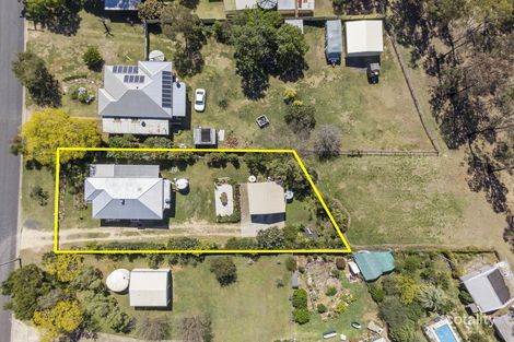 Property photo of 6 Andrews Road Crows Nest QLD 4355