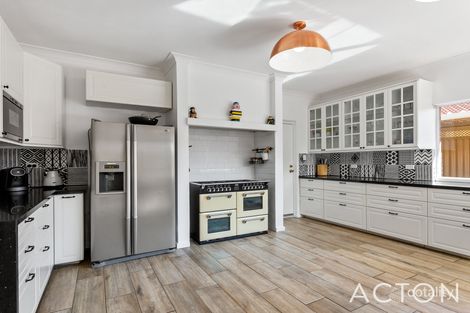 Property photo of 10 Hayward Parade Coogee WA 6166