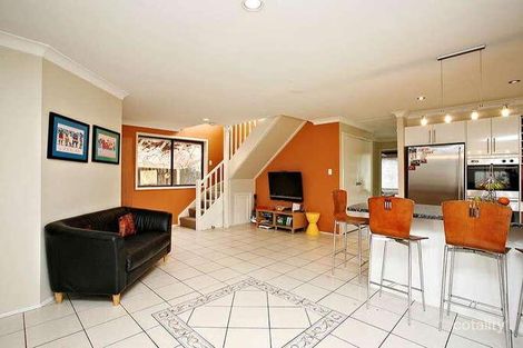 Property photo of 19 Elgin Avenue St Andrews NSW 2566