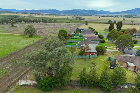Property photo of 35 Morning View Close Quirindi NSW 2343