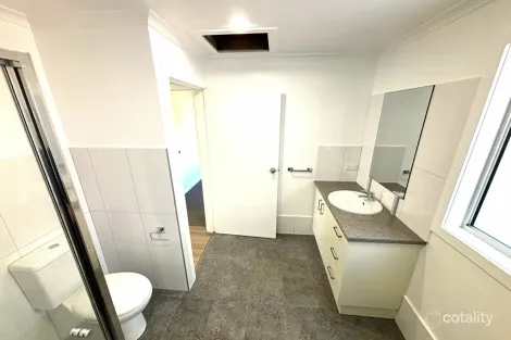 Property photo of 30 Bringagee Street Griffith NSW 2680