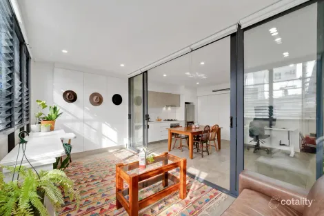 Property photo of 312/23 Pacific Parade Dee Why NSW 2099