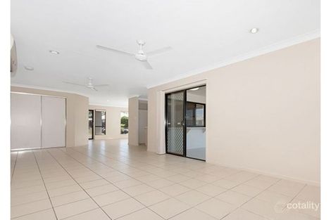 Property photo of 26 Limerick Way Mount Low QLD 4818
