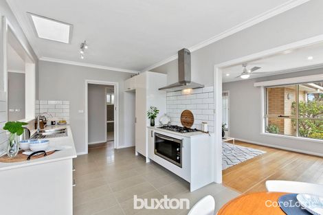 Property photo of 27 Digby Avenue Belmont VIC 3216