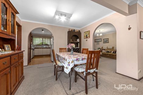 Property photo of 11 Clarice Close St Albans VIC 3021