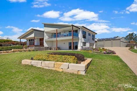Property photo of 17 Mountview Court Highfields QLD 4352