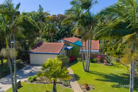 Property photo of 14 Wirree Drive Ocean Shores NSW 2483