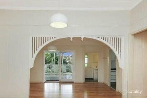 Property photo of 19 Barton Road Hawthorne QLD 4171