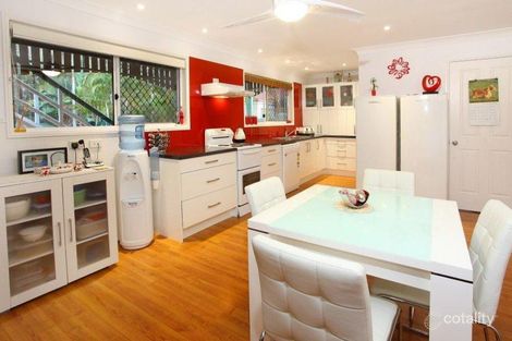 Property photo of 6 Poeppel Place Helensvale QLD 4212