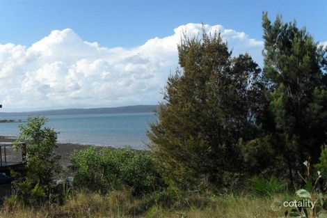Property photo of 44 Koonwarra Parade Macleay Island QLD 4184
