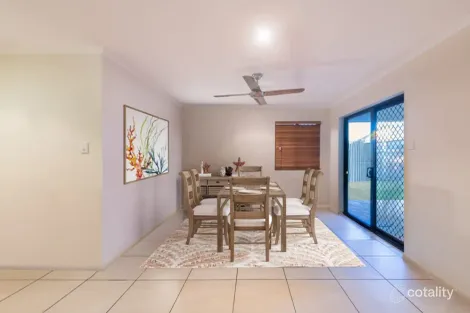 Property photo of 25 Woden Crescent Ooralea QLD 4740