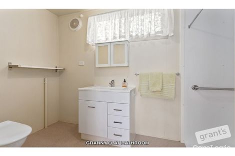 Property photo of 8 Tara Park Close Narre Warren North VIC 3804