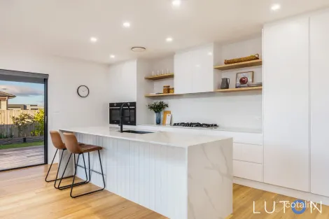 Property photo of 14 Jamrozik Street Denman Prospect ACT 2611