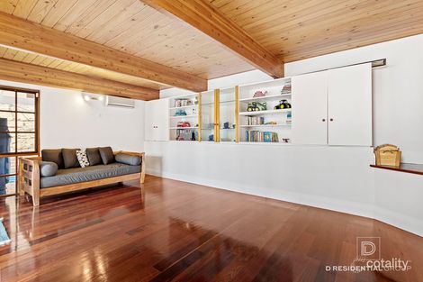 Property photo of 10 Dumbarton Crescent Menora WA 6050