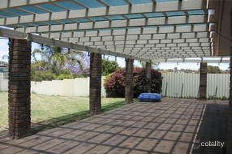 Property photo of 22 Bellanger Drive Beldon WA 6027