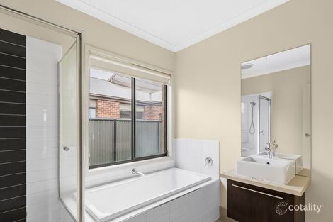 Property photo of 8 Kellerman Drive Point Cook VIC 3030