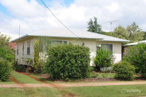 31 Fourth Ave, Harristown, QLD 4350