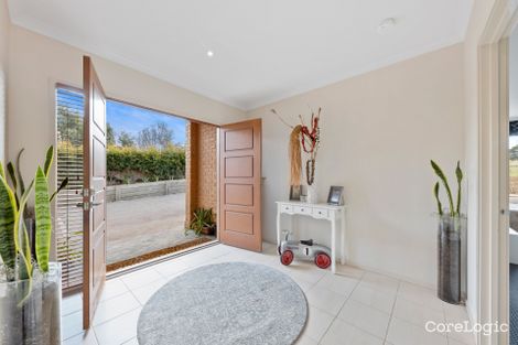 Property photo of 8 St Andrews Close Wallan VIC 3756