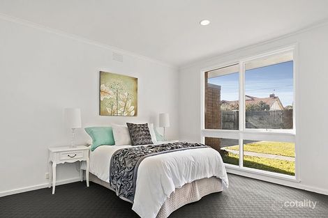 Property photo of 1/23 Mernda Avenue Carnegie VIC 3163