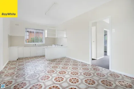 Property photo of 1/65 Vermont Road Warrawong NSW 2502