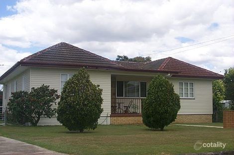 1 Tuggerah St, North Booval, QLD 4304