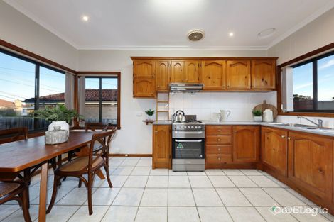 Property photo of 1/3 Oberon Avenue Oakleigh East VIC 3166