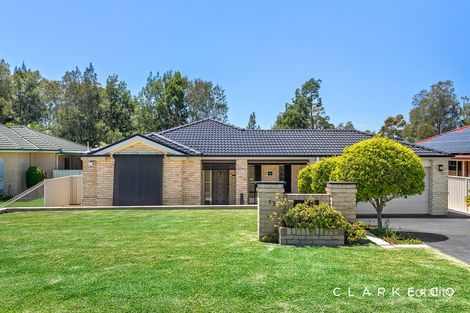 Property photo of 13 Featherwood Place Thornton NSW 2322