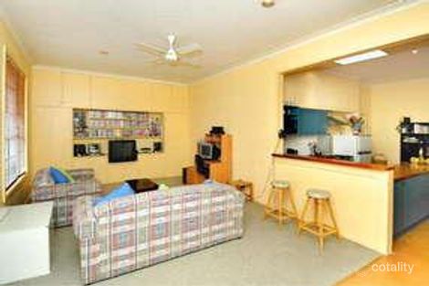 Property photo of 21 Williamson Avenue Strathmore VIC 3041