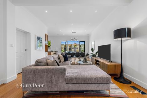 Property photo of 11 Eumeralla Road Caulfield South VIC 3162