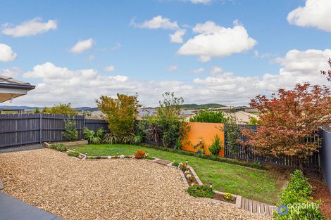 28 Clyde Finlay St, Macgregor, ACT 2615