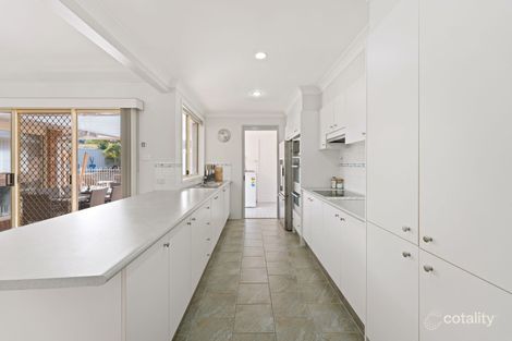 Property photo of 21 Dirkala Close Belmont North NSW 2280