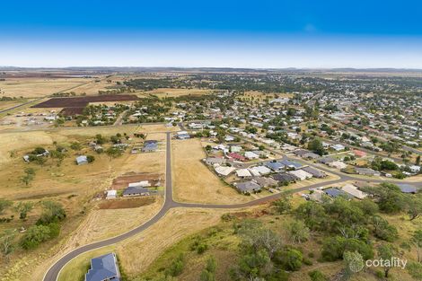 28 Leyden Dr, Oakey, QLD 4401