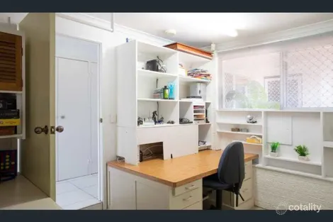 Property photo of 174 Sunshine Boulevard Mermaid Waters QLD 4218