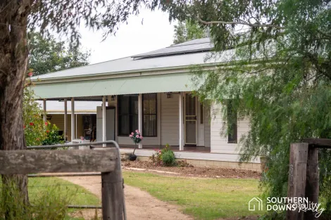 67 Schoch Rd, Rosenthal Heights, QLD 4370
