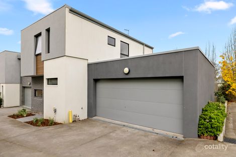 2/2 Oliver St, Ringwood, VIC 3134