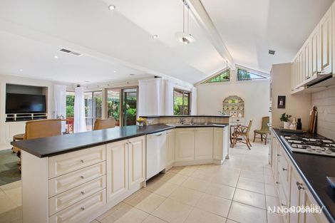Property photo of 5 Regency Terrace Warranwood VIC 3134