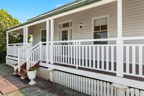 49 Hume St, Pittsworth, QLD 4356