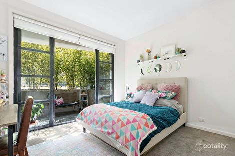 Property photo of 3/3 Ormond Esplanade Elwood VIC 3184