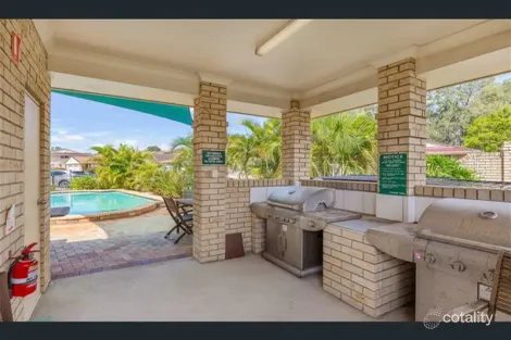 Property photo of 2/10 Lawrence Close Robertson QLD 4109